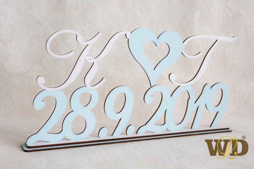 iniciálky s dátumom svadby